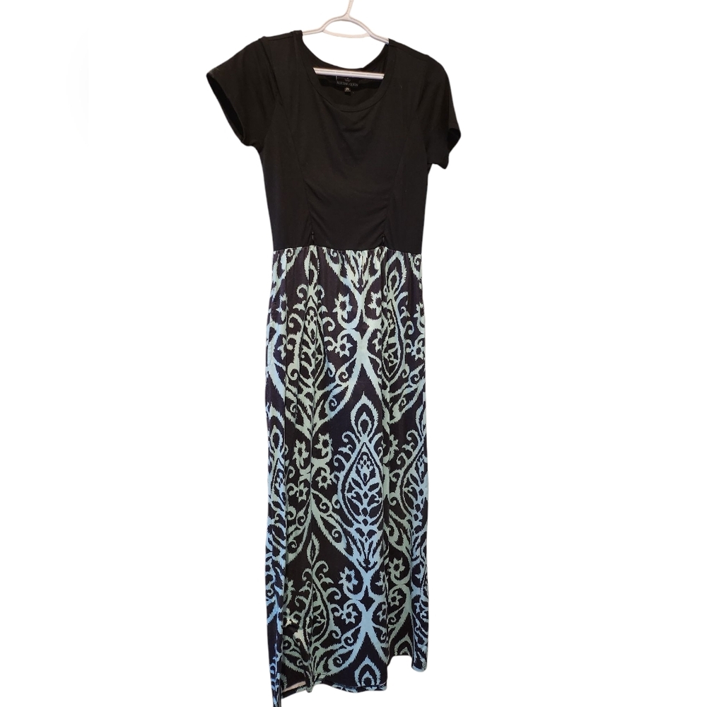 Nursing Queen Hidden Zipper Maxi Dress, Xs